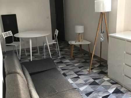 Location Appartement 2 pièces 25 m2 à Saint-Quentin - Photo 5