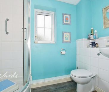3 bedroom semi-detached house to rent - Photo 6