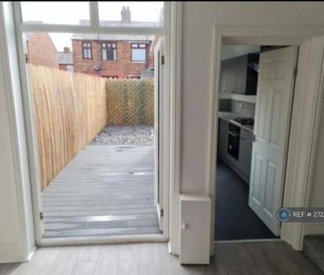 2 bedroom terraced house to rent - Photo 3