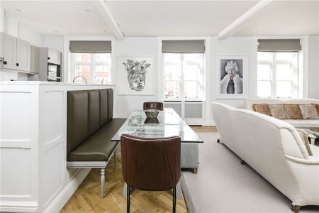 A three bedroom apartment of approximately 1,452 square feet. - Photo 3