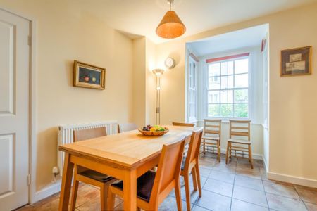 4 bedroom terraced house to rent - Photo 5