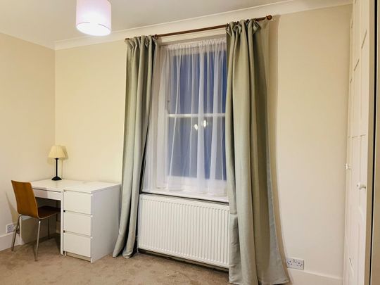 2 Bed Flat, Queens Club Gardens, W14 - Photo 1