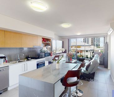 FOR LEASE: FULLY FURNISHED MODERN APARTMENT WITH STUNNING RIVER AND... - Photo 1
