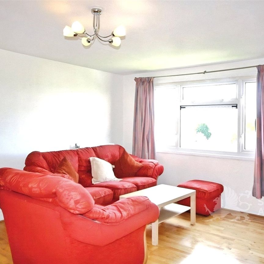 Park Barn Drive, Guildford, Surrey, GU2 8EU - Photo 1