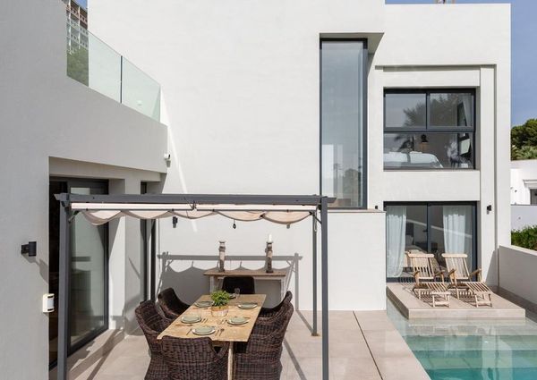 3 bedroom luxury Villa for rent in Nueva Andalucia, Spain