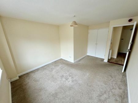 2 bedroom property to rent - Photo 2