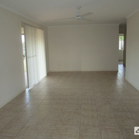 43 Earl St Vincent Circuit - Photo 1