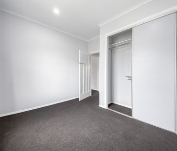 Welcome home to 5 Tarawera Road. - Photo 6