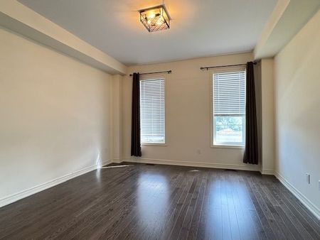 For Lease - 9440 Bayview Avenue Unit# Main Building, Richmond Hill, Ontario - Photo 3