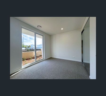 27 Wharf Parade, Shell Cove, NSW 2529 - Photo 1