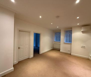 2 Bed Flat, Barry Road, SE22 - Photo 1