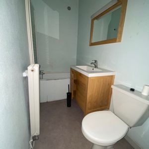 Location Appartement 1 pièce 40m² BESANCON 25000 - Photo 2
