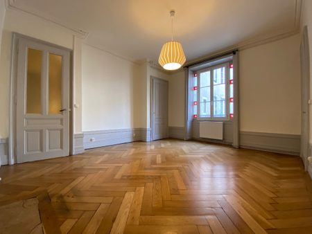 Location Appartement 5 pièces 126m² BESANCON 25000 - Photo 4