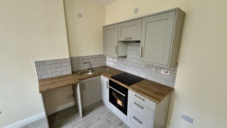 1 bedroom apartment to rent - Photo 5