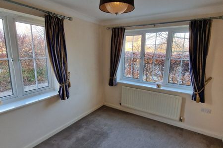 Wagtail Drive, BURY ST. EDMUNDS - Photo 4