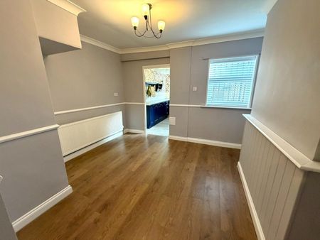 2 bedroom House To Let - Photo 3