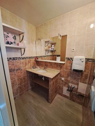 Maison Villeneuve Les Avignon 5 pièce(s) 127 m2 Quartier privilégié MAISON MEUBLE, - Photo 1