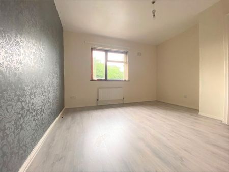 7 Knocklade, Carrickfergus, BT38 8LX - Photo 4