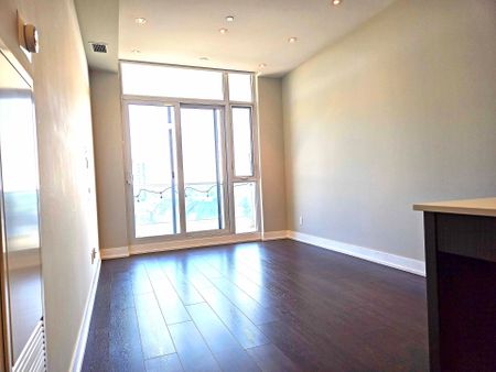 For Lease - 9471 Yonge Street Unit# 731, Richmond Hill, Ontario - Photo 5