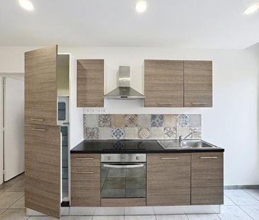 Location Appartement 3 pièces 59m² ST ANDRE DE CUBZAC 33240 - Photo 4