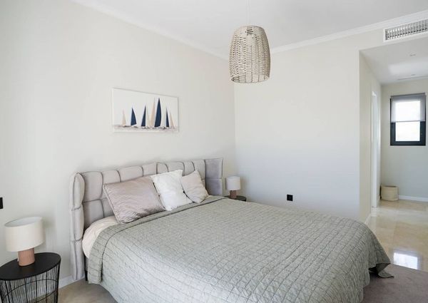 Luxury Villa for rent in Benahavís, Spain