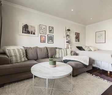 Heljestrandsgatan, Eskilstuna - Photo 1