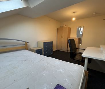 34 Fitzwilliam Square, Belfast, Belfast, BT7 1JH - Photo 2