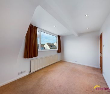 2 bedroom semi-detached house to rent - Photo 6