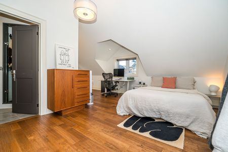 For Lease - 153 Rusholme Road Unit# Coach House, Toronto, Ontario - Photo 2