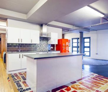 Studio to rent - Photo 6