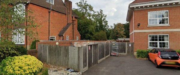 2 Bed Flat, Southend Road, BR3 - Photo 1