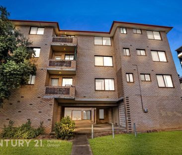 Affordable & Convenient Apartment Living - Photo 2