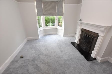 3 BED Terraced House To rent - Photo 2