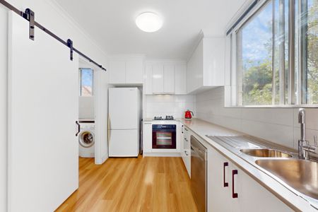 1/183-185 Brougham Street, Kew VIC 3101 - Apartment For Rent | Domain - Photo 4