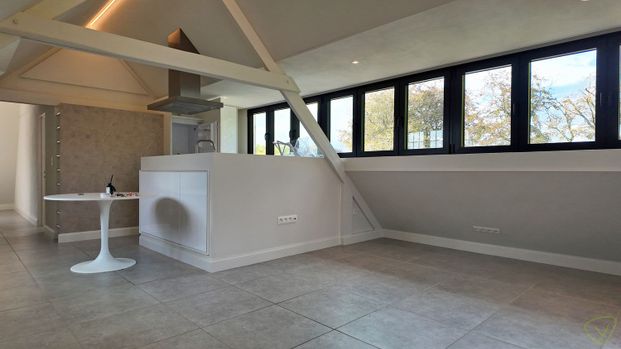 Vernieuwd appartement met terras en centrale ligging! - Photo 1
