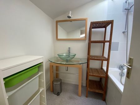 Location Appartement 2 pièces 36m² BORDEAUX 33000 - Photo 5