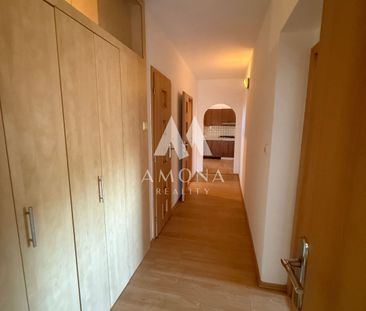 Ponúkame na prenájom samostatný 3 izbový byt s klimatizáciou v Rodi... – Fotografia 3