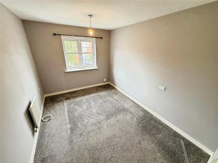 3 bedroom end of terrace house to rent - Photo 4