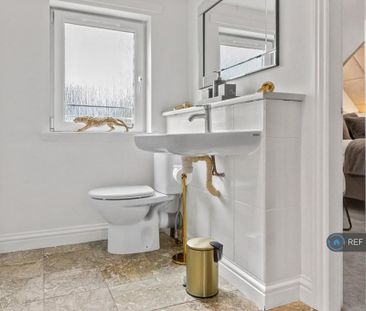 1 bedroom detached house to rent - Photo 2