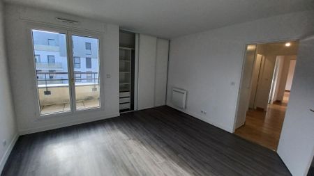location Appartement T2 DE 57.2m² À ISSY LES MOULINEAUX - Photo 2