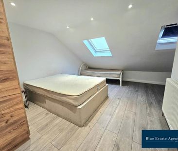 5 bedroom terraced house to rent - Photo 2