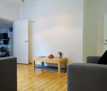 5 bedroom maisonette to rent - Photo 2