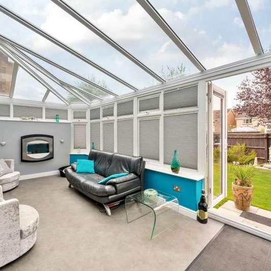 Linden Way, Peatmoor, SN5 - Photo 1