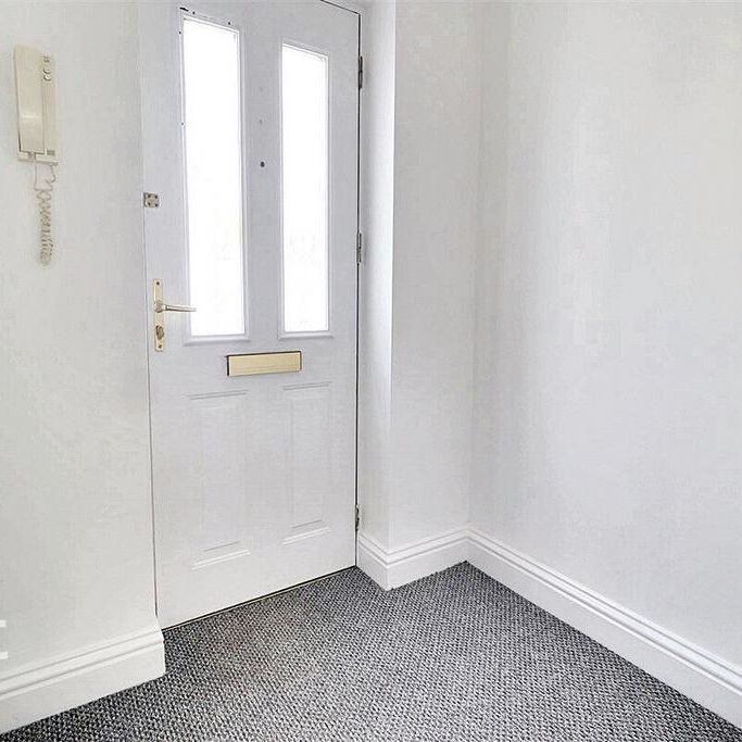 4 bedroom townhouse to rent - Photo 1