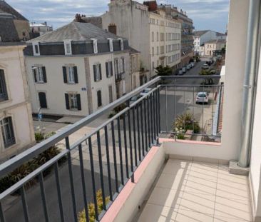 A LOUER PROCHE GARE ET CENTRE VILLE Appartement 3 pièce(s) 68.65 m2 - Photo 4