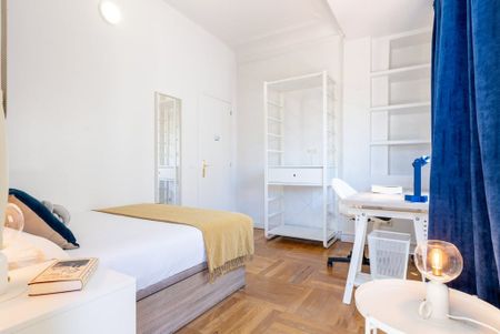 Calle del Doctor Esquerdo, Madrid, Community of Madrid 28028 - Photo 4