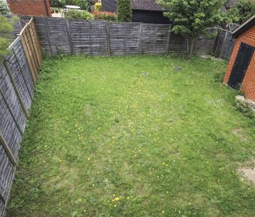 3 bedroom semi-detached house to rent - Photo 6