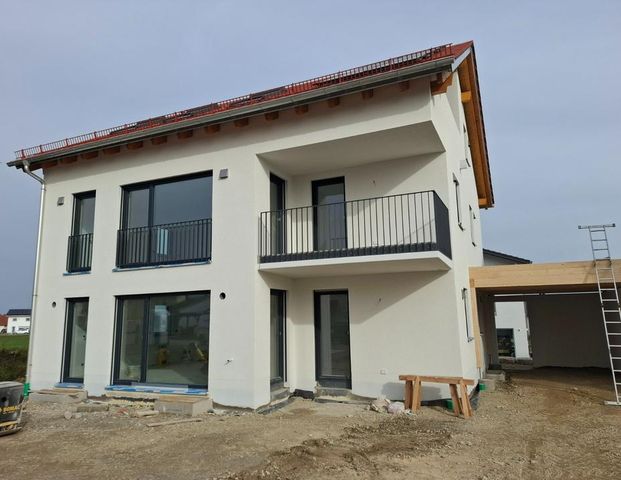 Schöne 3-Zimmerwohnung mit Balkon in ruhiger Lage in Kichasch/Nähe Erding - Foto 1