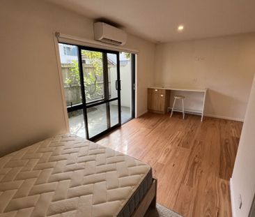 Luxury Ground Floor Studio Apartment - Photo 3