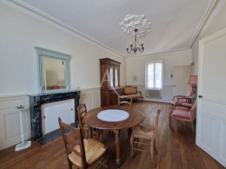 Location Maison 7 pièces 173m² BRISSAC QUINCE 49320 - Photo 2